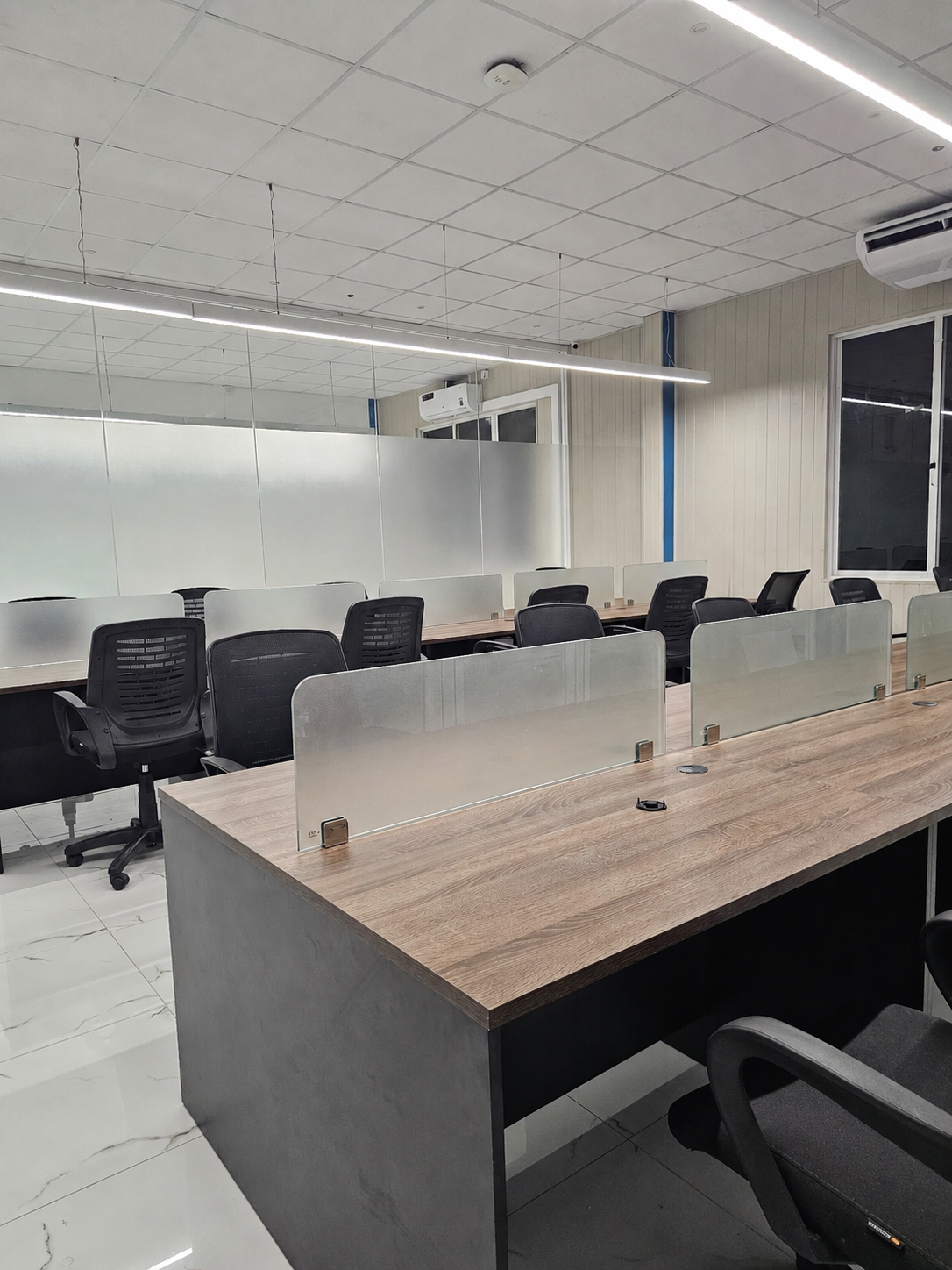 Hot Desks