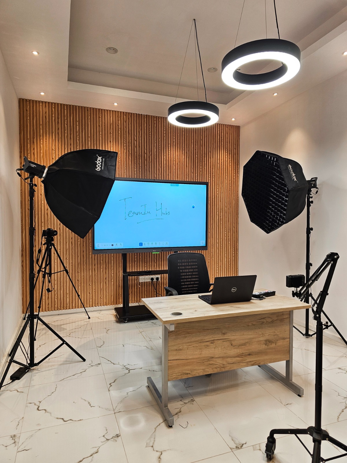 Live Learning & Training Studio